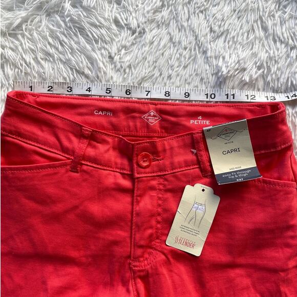 NWT St John's Bay Capri Pant Mid Rise secretly slender Sz 4 Petite  NWT - Picture 3 of 11